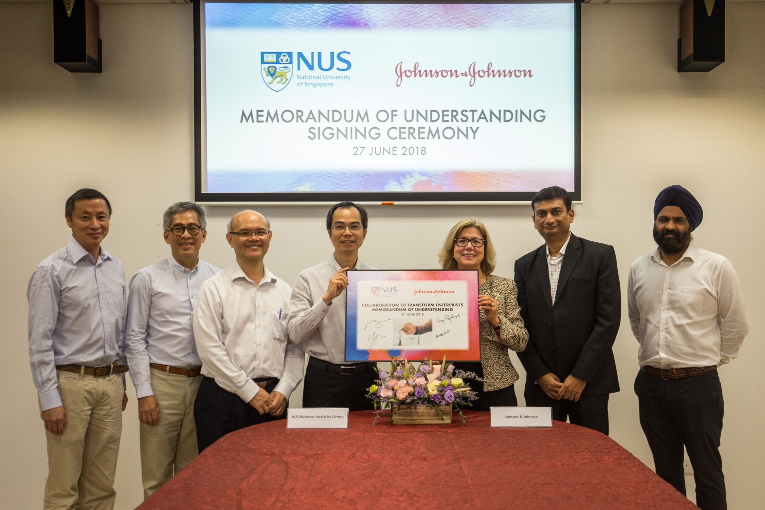 From left: Kenneth Cheng, Senior Data Scientist, NUS BAC; Visiting Senior Fellow Quek Khor Ping, NUS BAC; Associate Professor Khoo Siau Cheng, Co-Director, NUS BAC; Associate Professor James Pang, Co-Director, NUS BAC; Senior Vice President and Global Head – Data Sciences Georgia Papathomas, Johnson & Johnson; Senior Vice President Finance Shah Bhavesh, Johnson & Johnson); and Senior Manager FP&A Systems & Data Analytics Gurdeep Singh, Johnson & Johnson